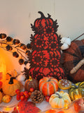 L'Automne Floral, sculpture de citrouilles empilées en bois gravé rouge à motifs floraux baroque, décoration d'automne - L'Atelier du Moulin