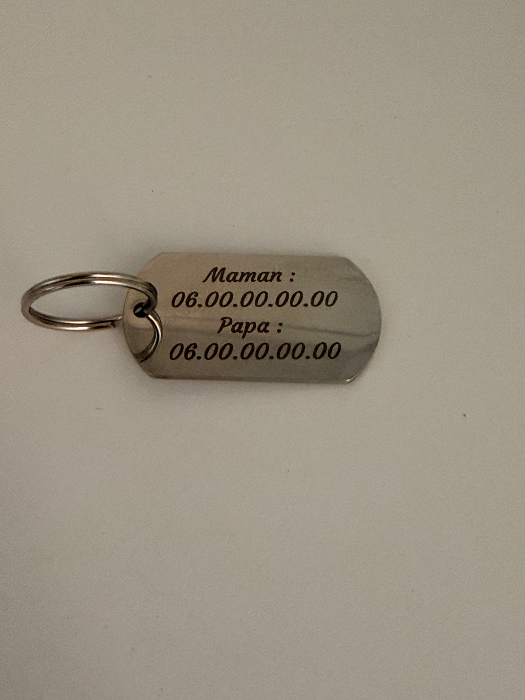 Médaille Gravée Personnalisée en Acier Inoxydable - Prénom, Message et Coordonnées