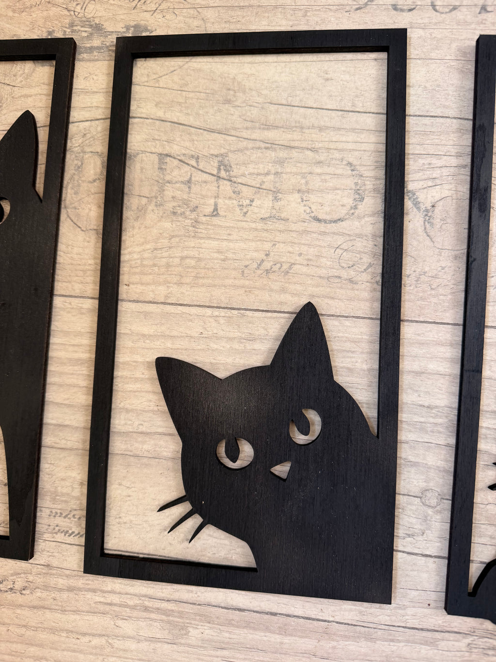 Quadriptyque Chat Noir en Bois de Peuplier Peint - Décoration Murale 4 Panneaux